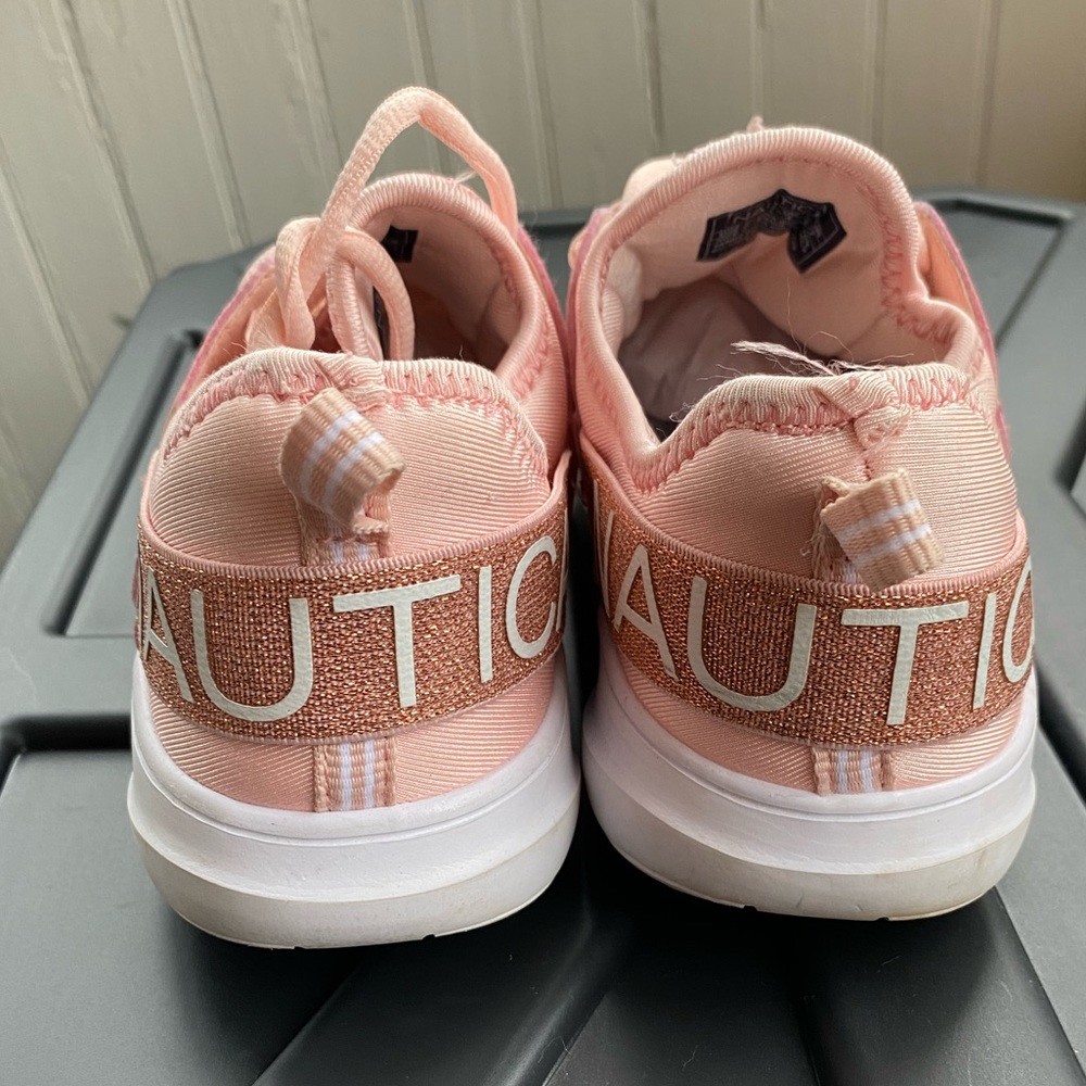 Sneakers - Picture 3 of 5